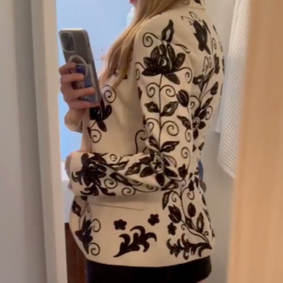 Chloe 2002 Embroidered Floral Western Ficelle Blazer Jacket in Cream 38 6 - Picture 3 of 14